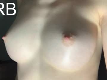 alisaa_01 — 2025-10-25 05:05 alisaa_01 — 2025-10-25 05:05