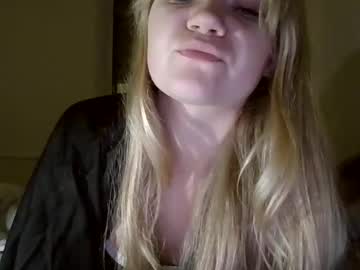 auroraxroses — 2025-10-25 19:05 auroraxroses — 2025-10-25 19:05