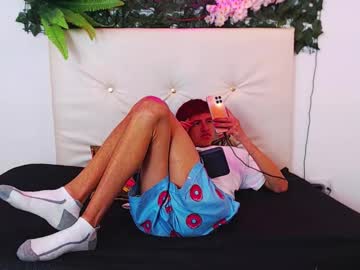 iam_lukas__ — 2025-10-15 07:19 iam_lukas__ — 2025-10-15 07:19