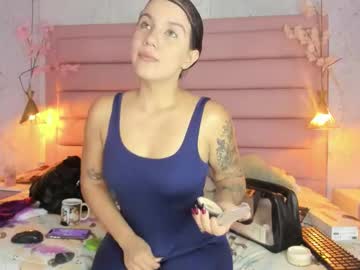 melanieroux — 2025-10-24 19:59 melanieroux — 2025-10-24 19:59