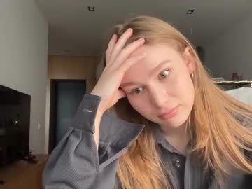 whoisalisa — 2025-09-10 10:10 whoisalisa — 2025-09-10 10:10